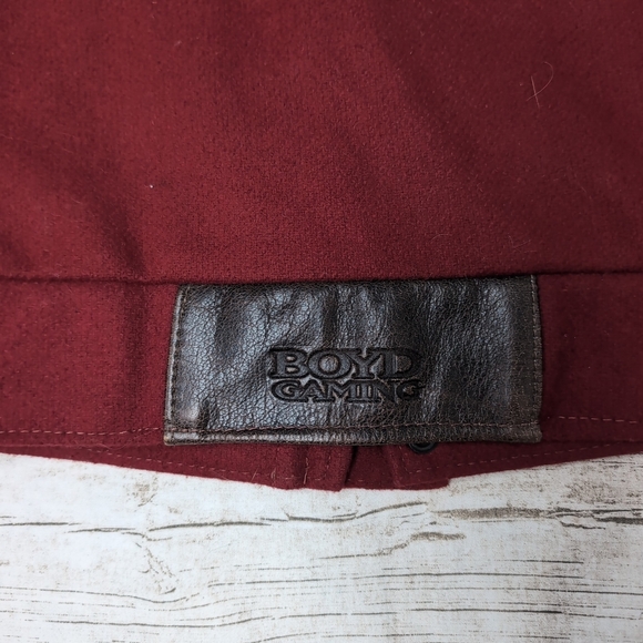 Boyd Gaming Wool 2014 Vegas NFR Gold Coast Red Vest Size Large Made In Usa - Picture 8 of 9